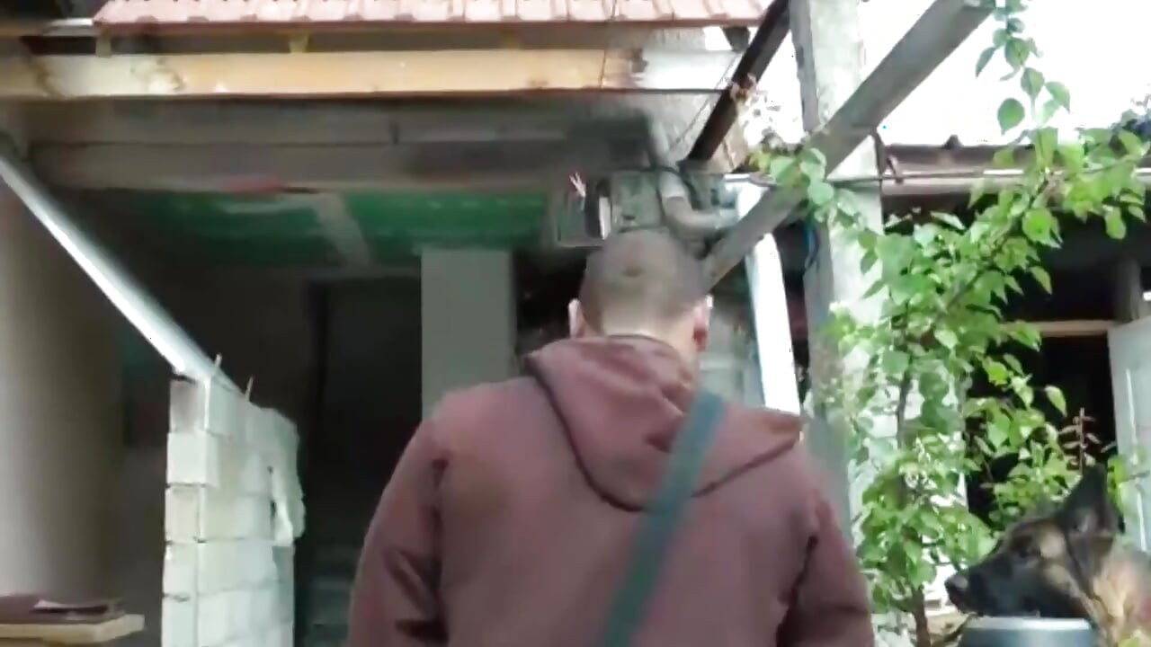 Pulchna Dostaje Seks W Tyłek Od Dwóch Facetów Z Miasta I Ona to Pokocha