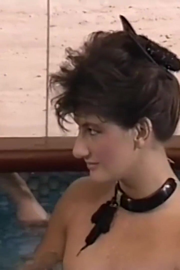 Brunette milf gets fucked after swimming in the pool
