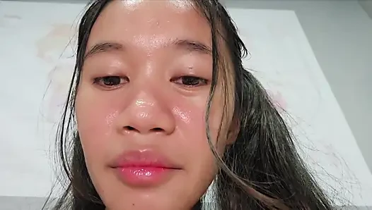 Gadis giantess ayah tiri