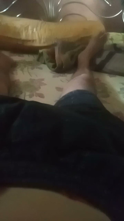 Hi I am Bengali boy Kolkata koi ladki hai mere sath sex karna chahte ho my profile What sApp