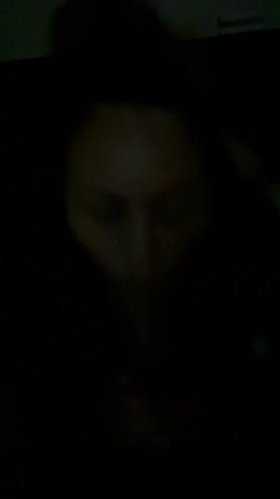 Ruby afslører blowjob i sort g-streng | Klip 2