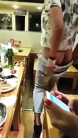 Blowjob bar awam shemale