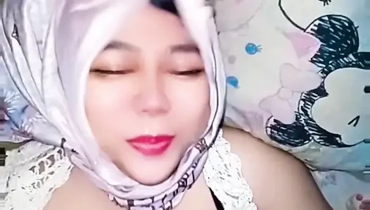 Моя мачеха хочет повеселиться