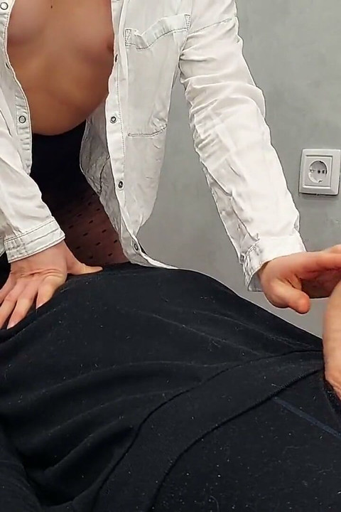 Best Face Sitting He Can Only Lick My Pussy and Please Me