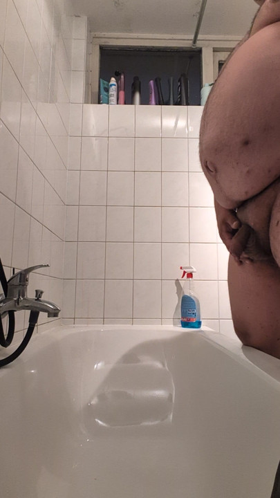 Me pissing on a horny night