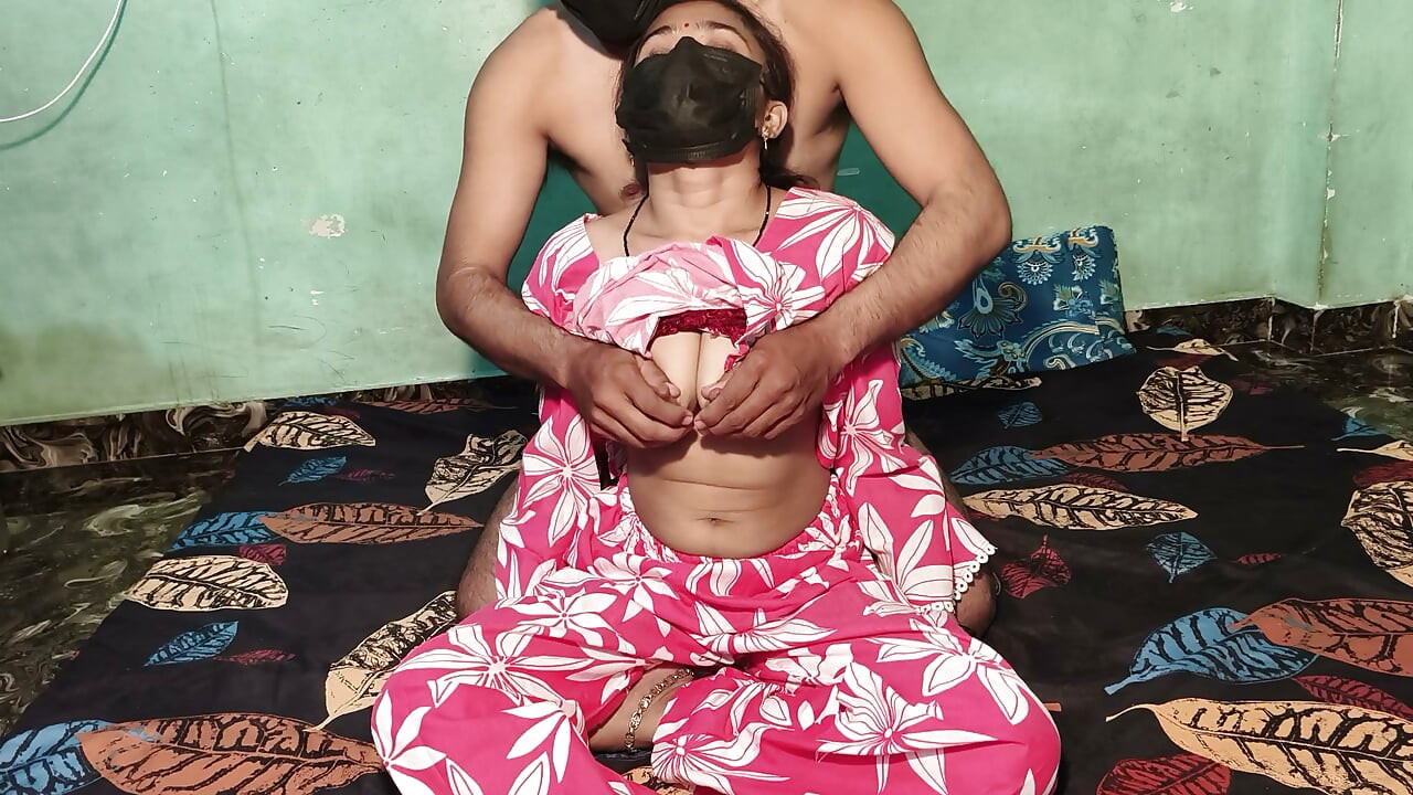 Indyjski przyrodni brat i przyrodnia siostra uprawiają seks – 18-letnia Hinduska, desi girls, indyjski desi sex