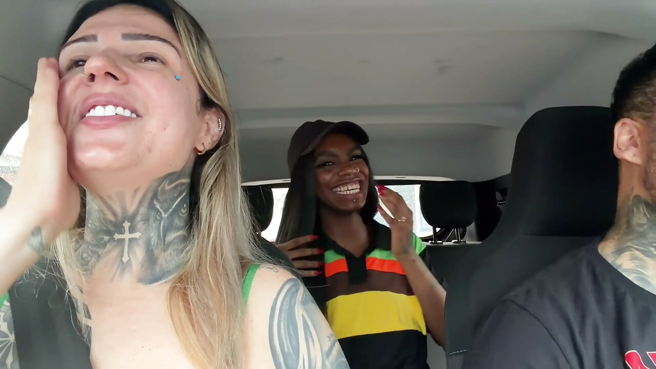 Fastfood manager loves the idea of being a porn actress and gives me pussy and my husband's cuckold