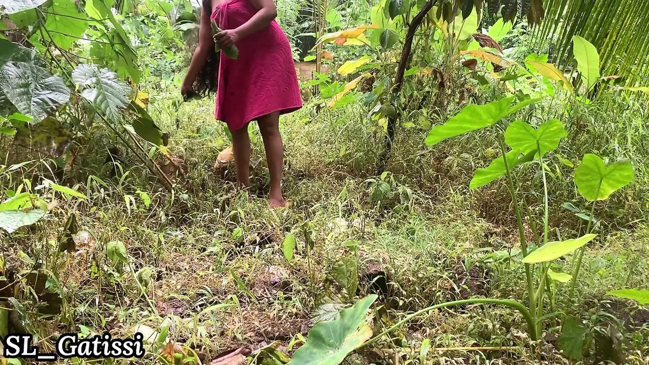 SRI LANKAN BBW MILF GETTING FUCKED