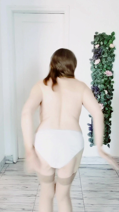 胸のホットなGILF