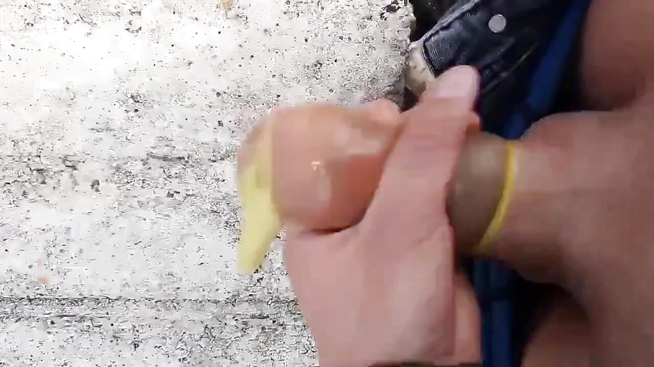 Used Condom Jerk off - Jerking so Fast That I Make Foam of Cum Inside
