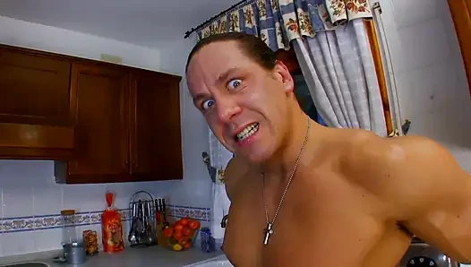 Muscled kitchen help with big cock fucked my wet pussy