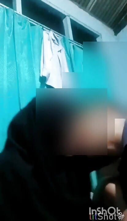 Real Couple Gets Naughty in the Living Room