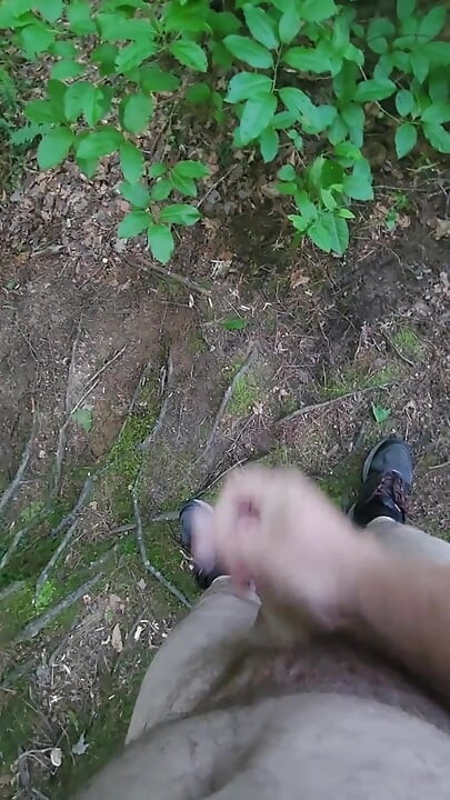Jerk off in the Park