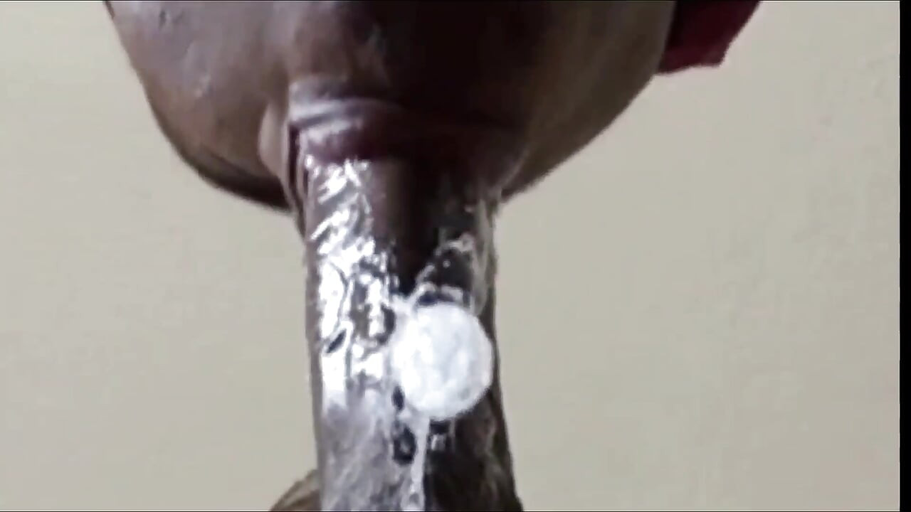 PERFECT LIPS-keeps sloppily sucking an slurping dick while it NUTS! In her mouth!!!