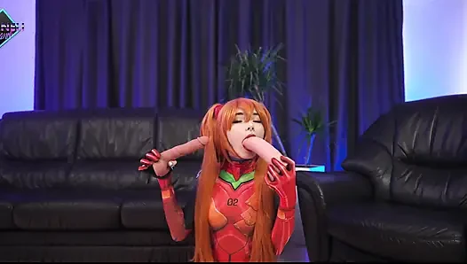 Asuka langley trainiert ihre engen bedürftigen löcher