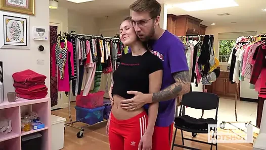 Bts - minik sürtük Paige Owens Bryan Gozzling tarafından sikilmeyi seviyor!