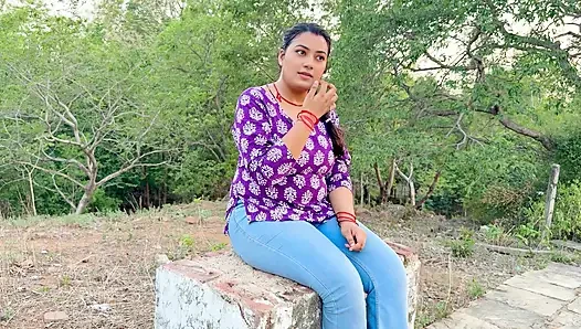 Stranger girl, park me mili I'm lucky boy mane uske maze liye paiso me , Full Hindi Viral Video