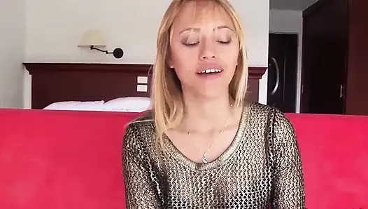 Sexy Karla allein für mich im Hotel