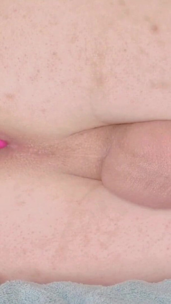 「Timmyboy92 I love the new vibrator」の象徴的な瞬間
