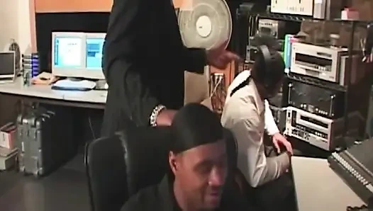 Gangbang Harte Mit Grosse Schwanze in Mund Gespritz