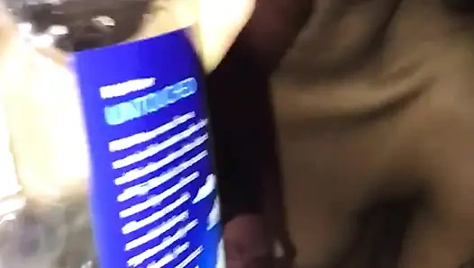 Wetwet обладает навыками