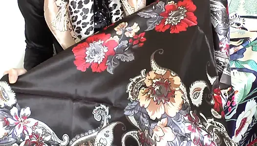 День атласного шарфа! Сперма на всей моей атласной шарфе, леди Victoria Valente