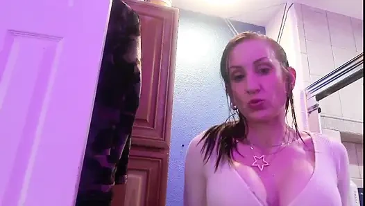 Bintang porno zoey portland lagi asik mainin memeknya di kamar mandi sebelum dientot habis-habisan sama pacarnya