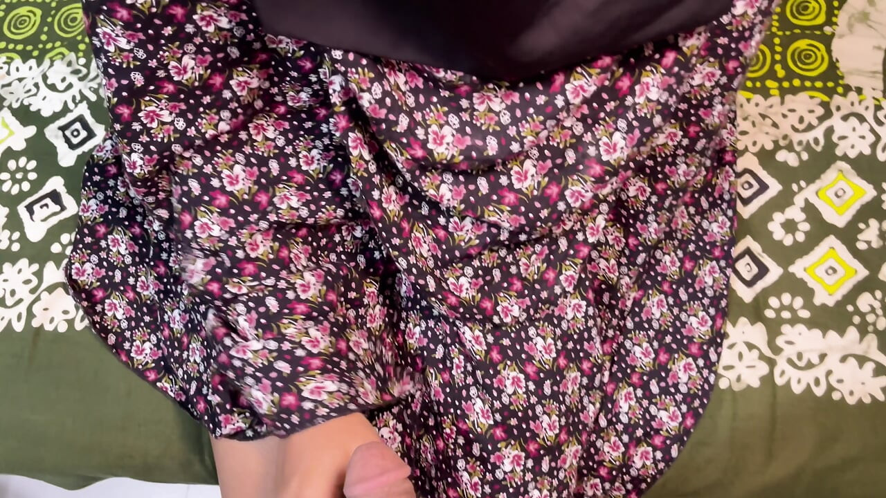 My Desi sexy Bhabhi gets very happy to fucking with me