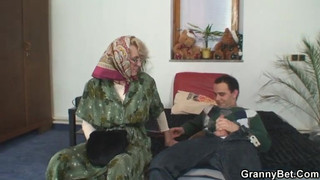 Порно Одинокая Бабушка