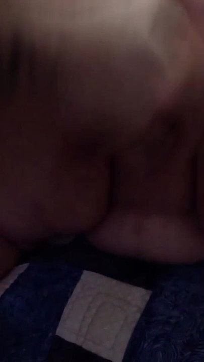 Elle se fait utiliser par son papa bite et le K2 | Clip 1