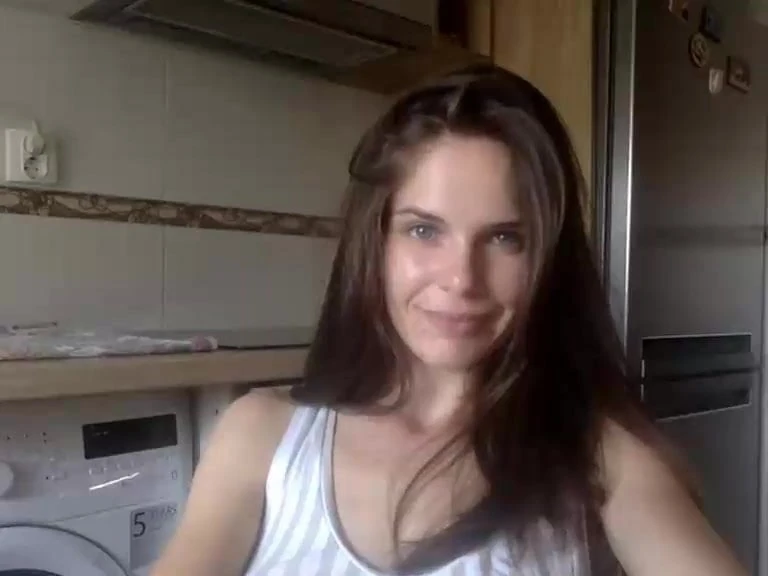 Bella-Alice előadó műsora 2019-08-21 15.32