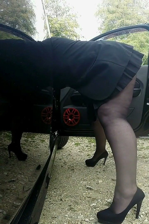 Pantyhose Flashing
