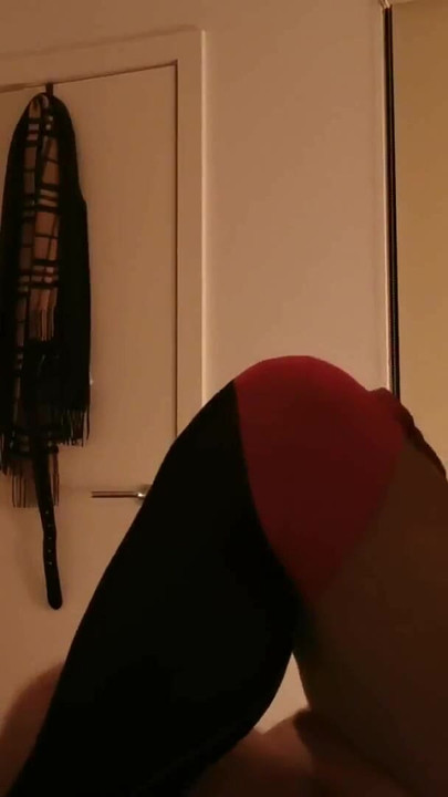 Seksi CD jebe slatkog bijelog frajera | Isječak 1