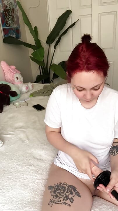 Horny Slut Fucks Herself on Camera