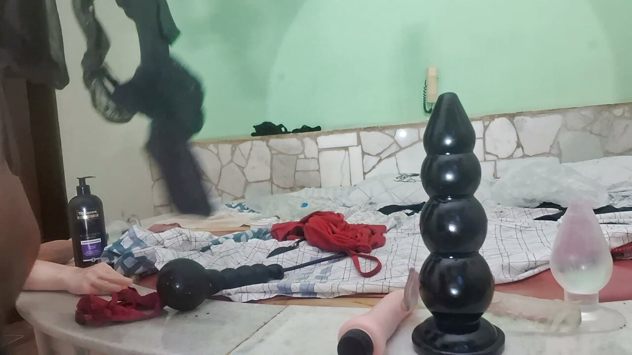 Amateur anal dildos uncut video