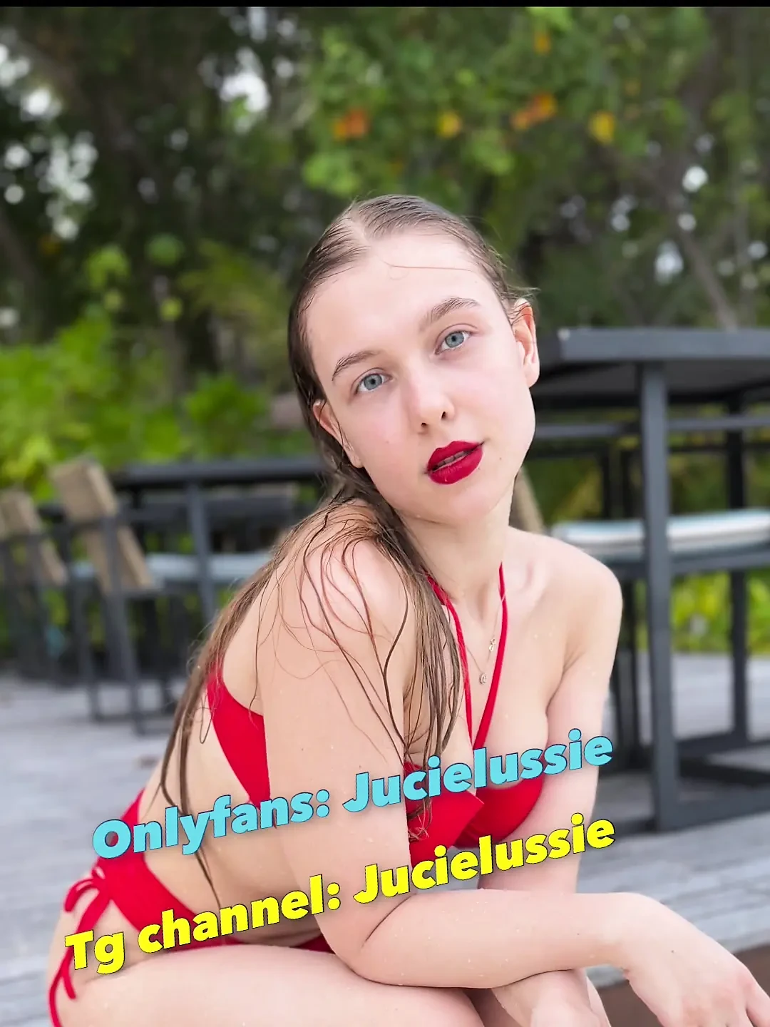 Crazy anal fuck with a huge dildo