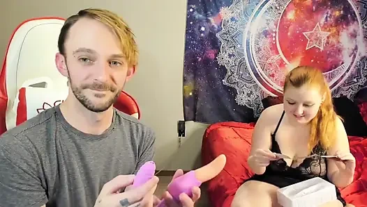 WeDol zungenlecken, spielzeug beim boxen und masturbieren