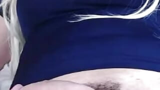 Teplouš ukazuje svůj penis