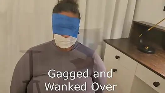 Kocası elbisesine boşalıyor