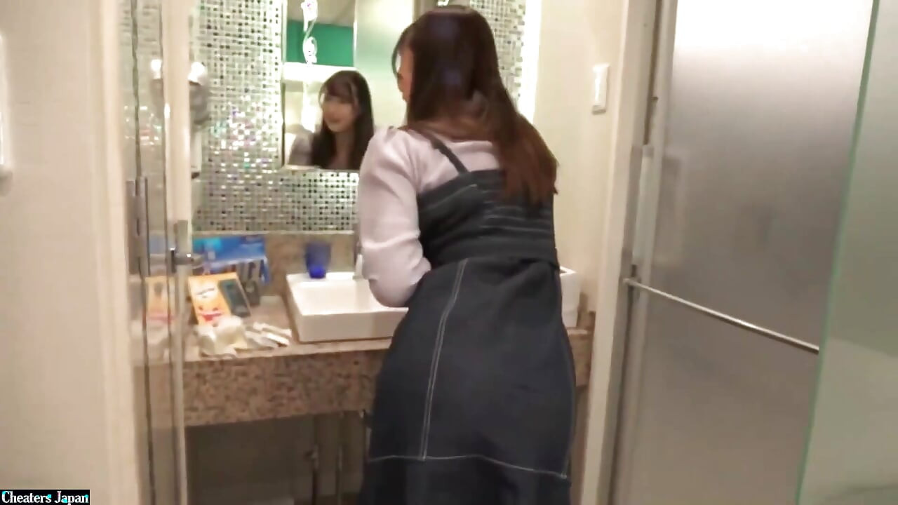 A Model with an Ultra-lean Figure