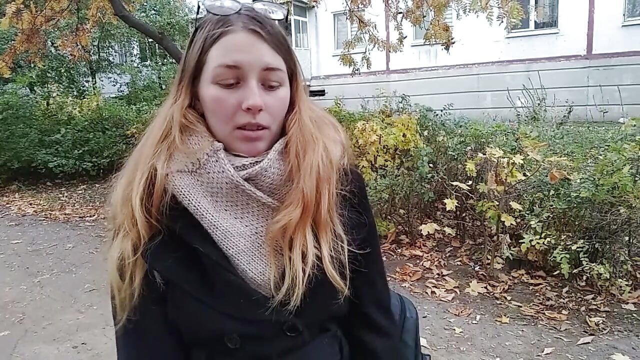 Fucked a college girl at the entrance