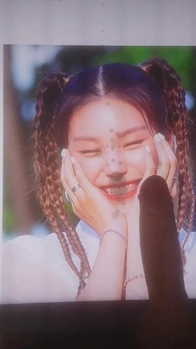 ITZY Yeji Cum Tribute