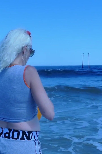 Carolina hisap di pantai