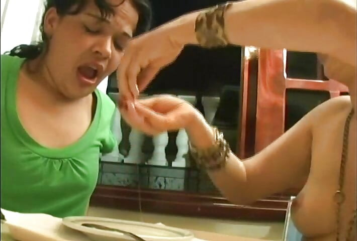 Desayuno escupiendo con Allissa