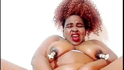 Bagian 2: pompa puting & vibrator di jalanku sampai orgasme dahsyat