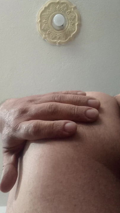 Virgin ass seeks