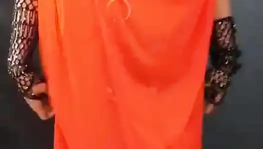 Sonam и дилдо, Sax, часть 3