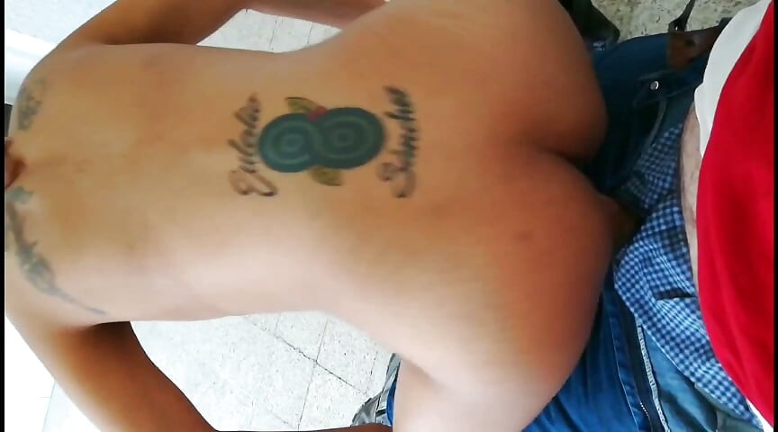 Sex and masturbation of a Mexican Latina MILF when she was pregnant
