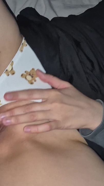18 year old club girl did not expect to have an orgasm this night. | Clip 1