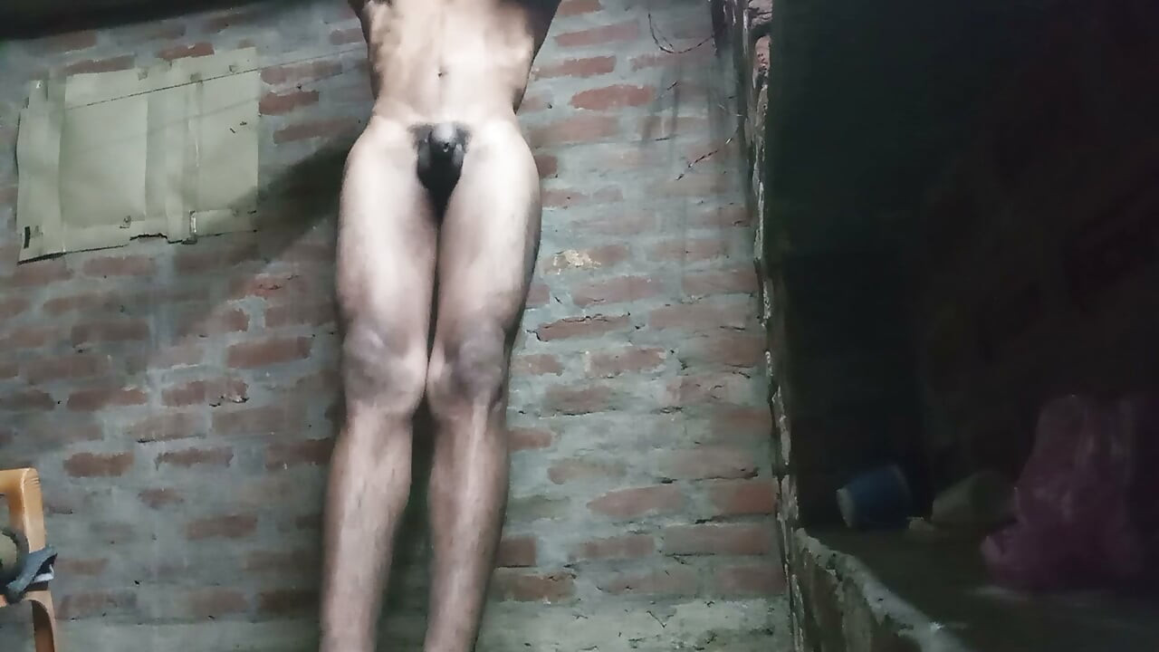 Bhabhi ji ko chodne ke liye taiyar hai, muh me bhi diya